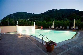 Aparthotel Corfu Sun Pool Side